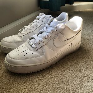 Men’s Size 10 White Nike Air Force 1’s